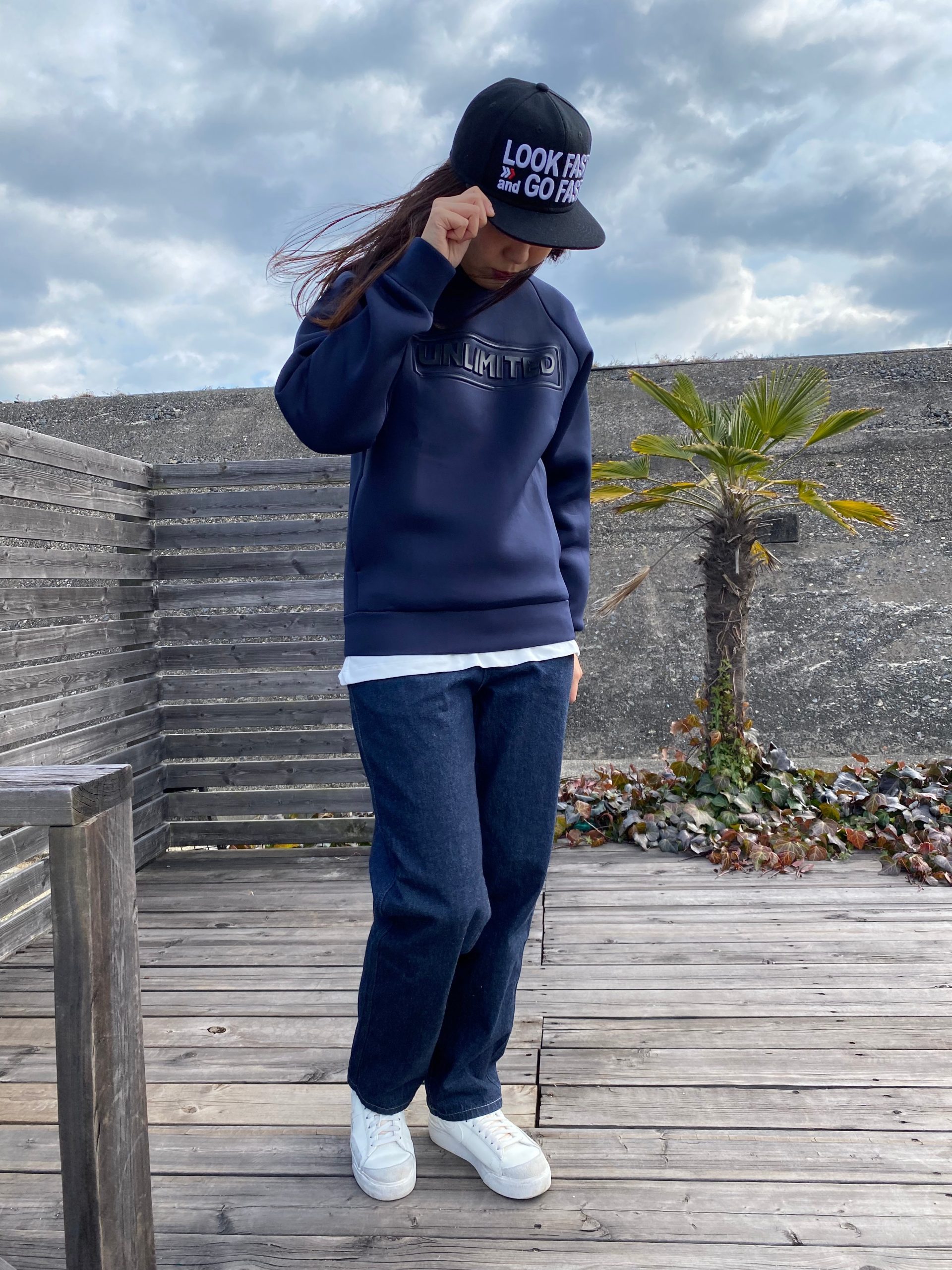 neoair crew neck sweatshirt neoair crew neck sweatshirt